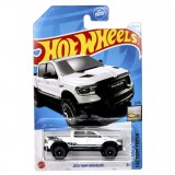 CARRO HOT WHEELS FACTORY FRESH 3/10 - 2020 RAM 1500 REBEL HTC52 (L-2593)