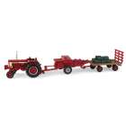 Trator Ertl Case Ih - International Harvester 806 Tractor Haying Set 46671 - Escala 1/32